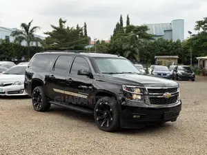 Chevrolet Suburban 2010 Black