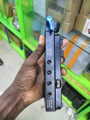 V-lock Battery Adapter