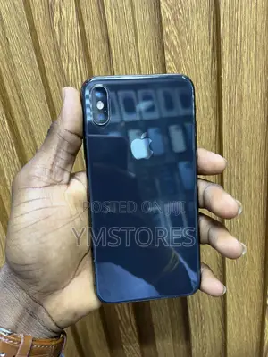 Apple iPhone X 64 GB Black