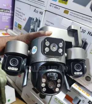 Photo - Triple Lens Solar PTZ Camera