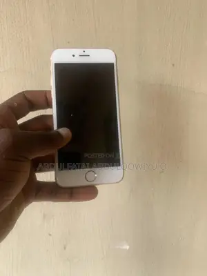 Photo - Apple iPhone 6s 32 GB