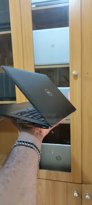 Laptop Dell Latitude 7490 8GB Intel Core i7 SSD 128GB
