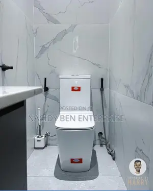 Square Acrylic Shaped Wc