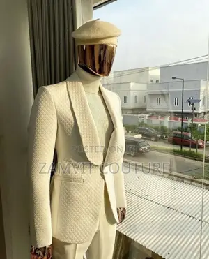 Luxury Lapel Groom Suit.