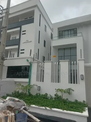 Photo - Furnished 4bdrm House in Lekki Phase 1 for sale