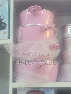 4 Set Cookware Pot.