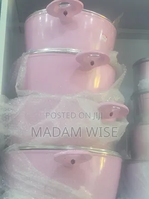 4 Set Cookware Pot.