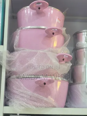 4 Set Cookware Pot.