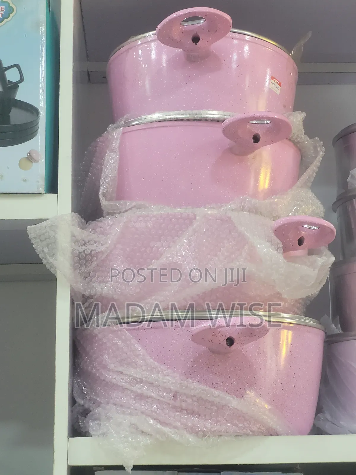 4 Set Cookware Pot.