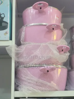 4 Set Cookware Pot.
