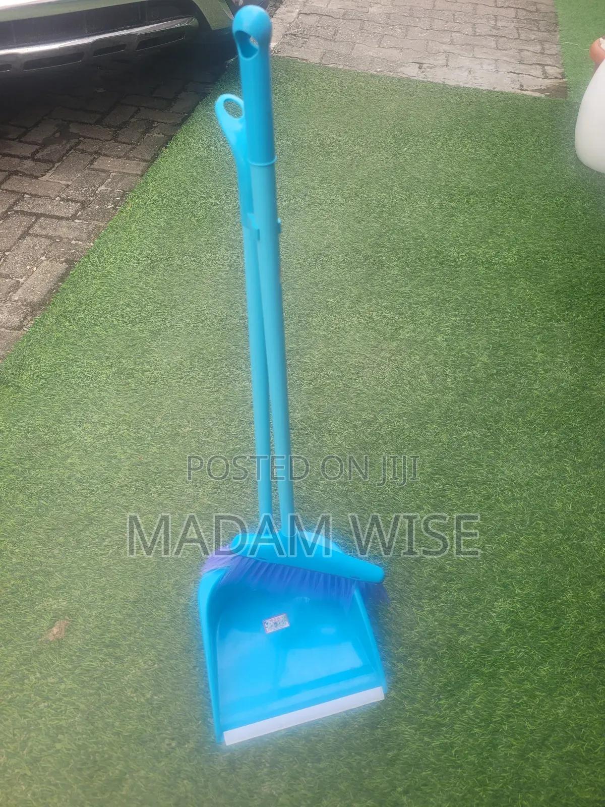 Brooms and Packers.