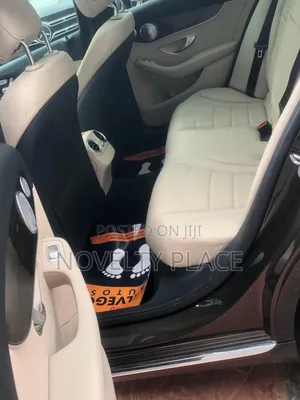 Mercedes-Benz C300 Luxury 4matic Sedan AWD (2.0L 4cyl 7A) 2017 Brown