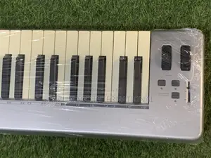 Durable Portable 4 Octave M-Audio Studio Keyboard