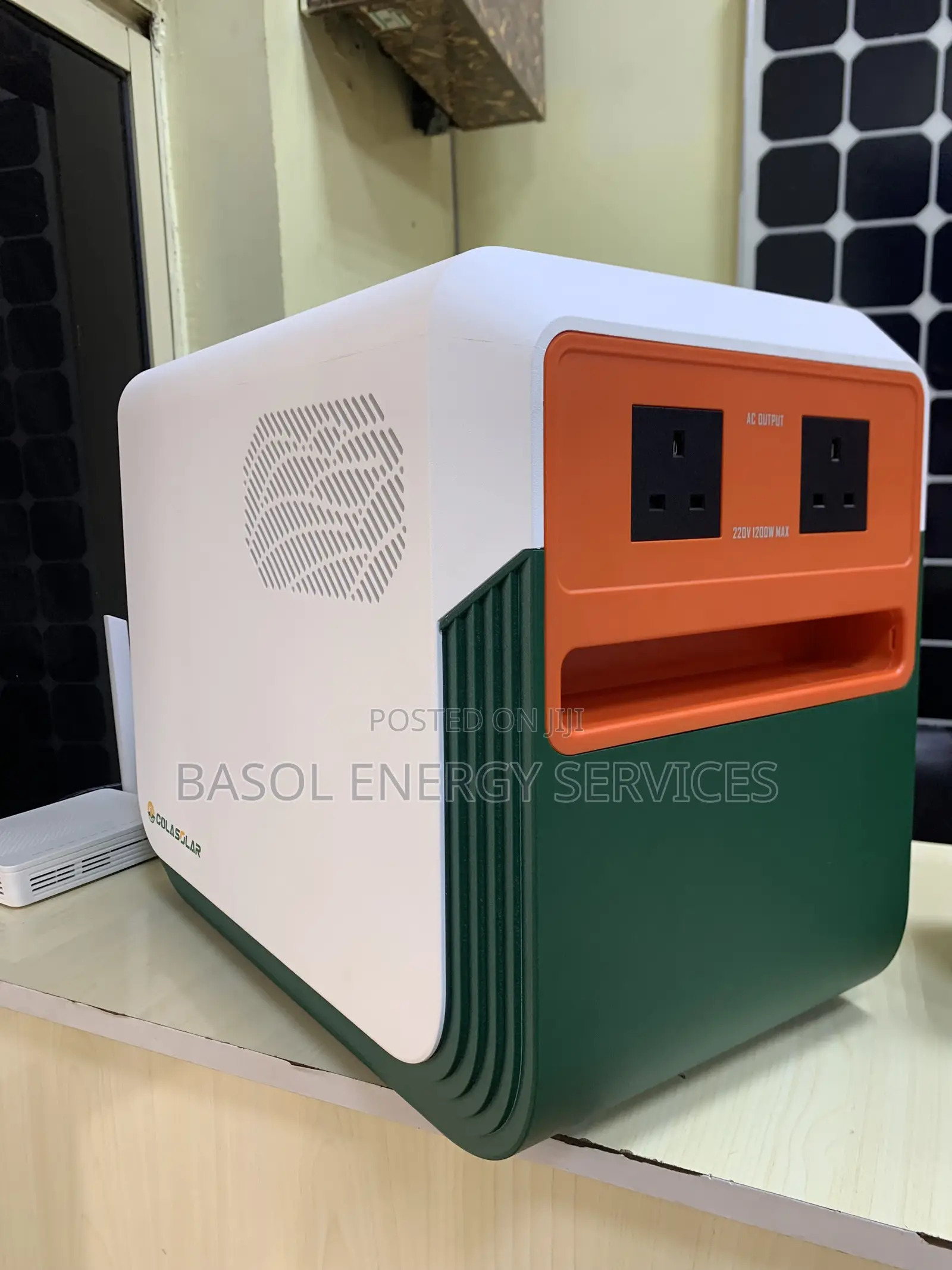 1200w Cola Solar Generator