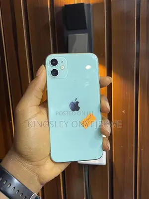 Apple iPhone 11 64 GB Green
