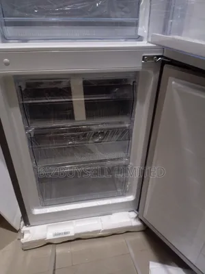 Double Doors Hisence Down Freezers Refrigerator, 225l.