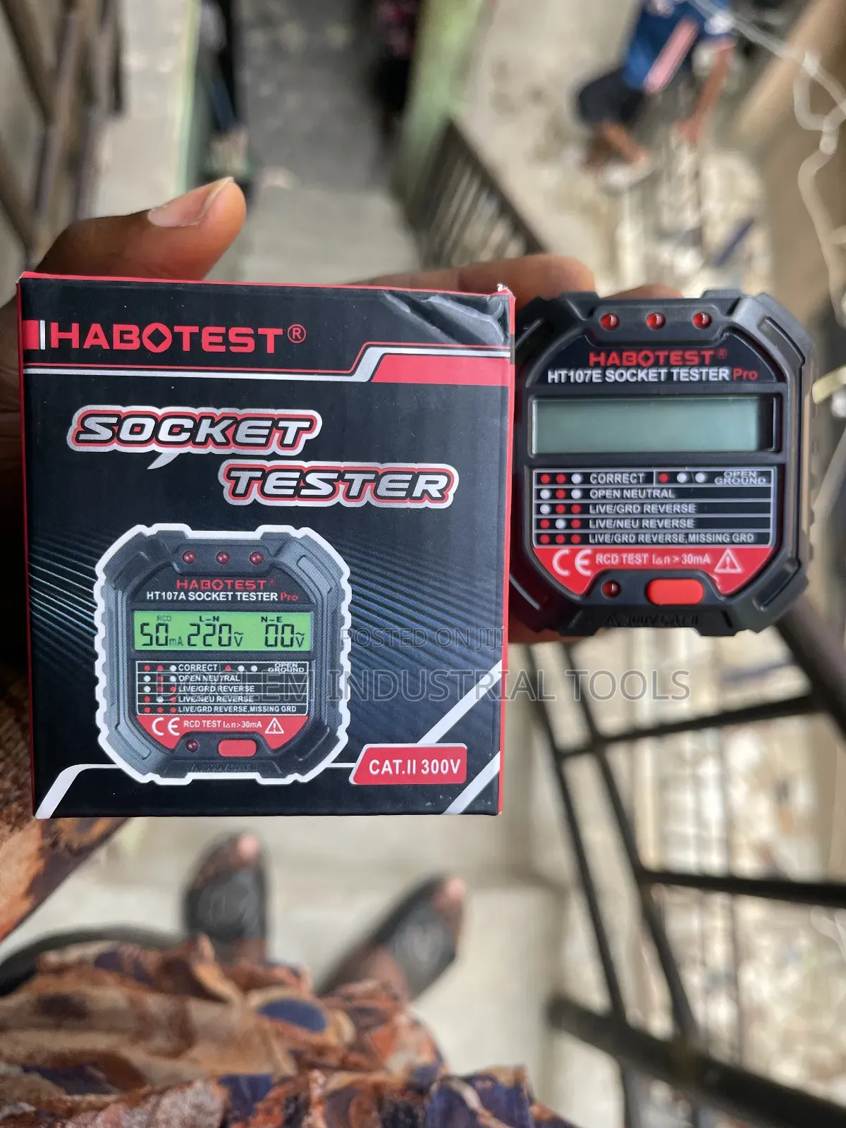 Digital Socket Tester