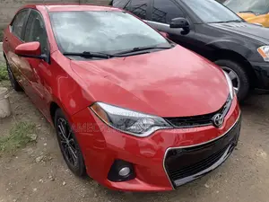 Toyota Corolla LE 4dr Sedan (1.8L 4cyl CVT) 2015 Red