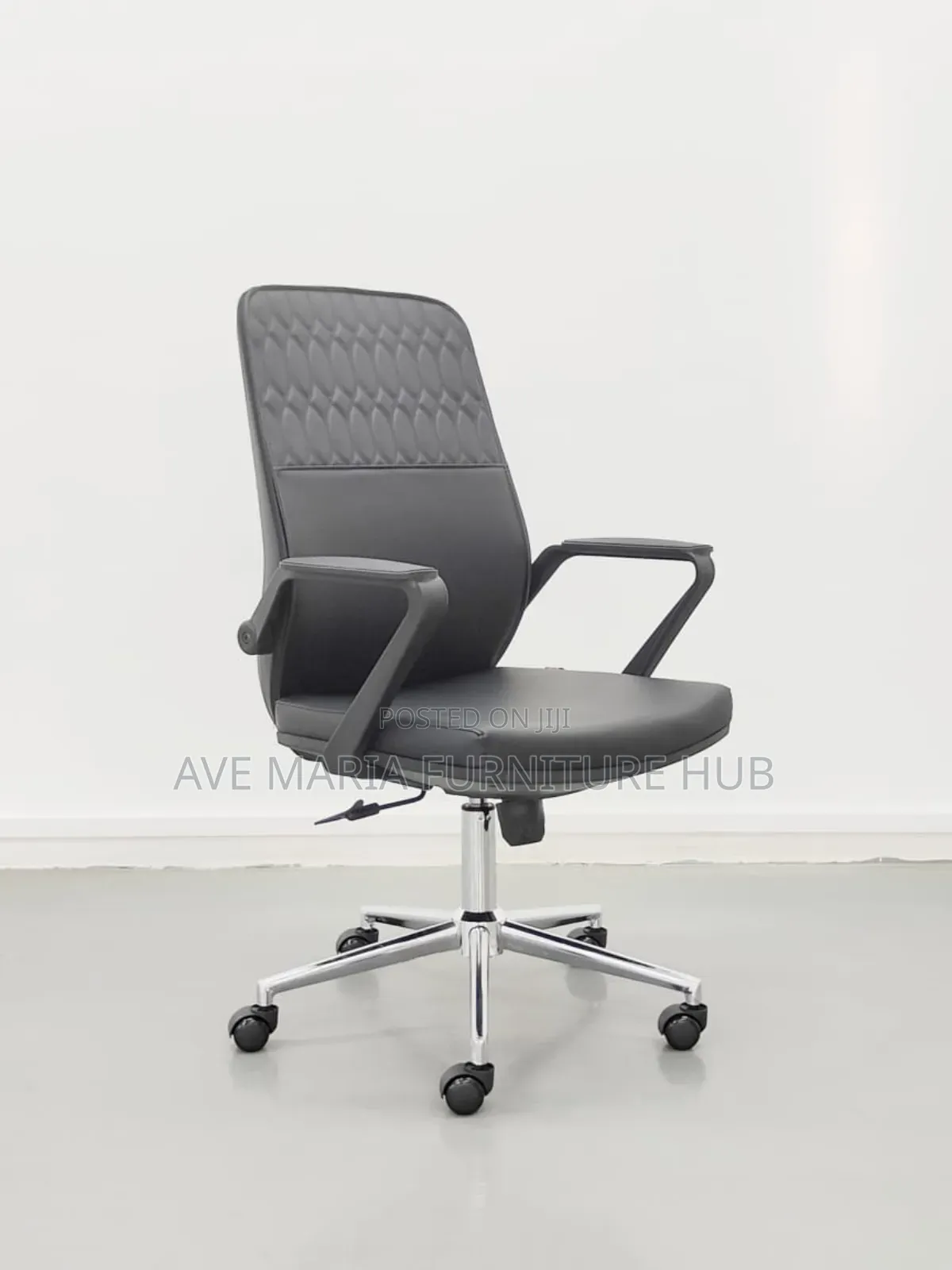 Swivel Office Chair.