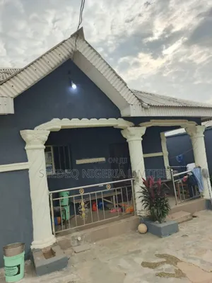 5bdrm Bungalow in Ita Oluwo, Ikorodu for sale