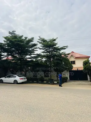 4bdrm Duplex in Private Property (C, Gwarinpa for sale