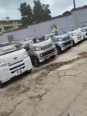 Daihatsu Hijet 2022 Silver