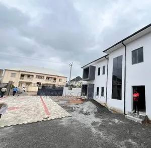 2bdrm Block of Flats in Kubwa for sale