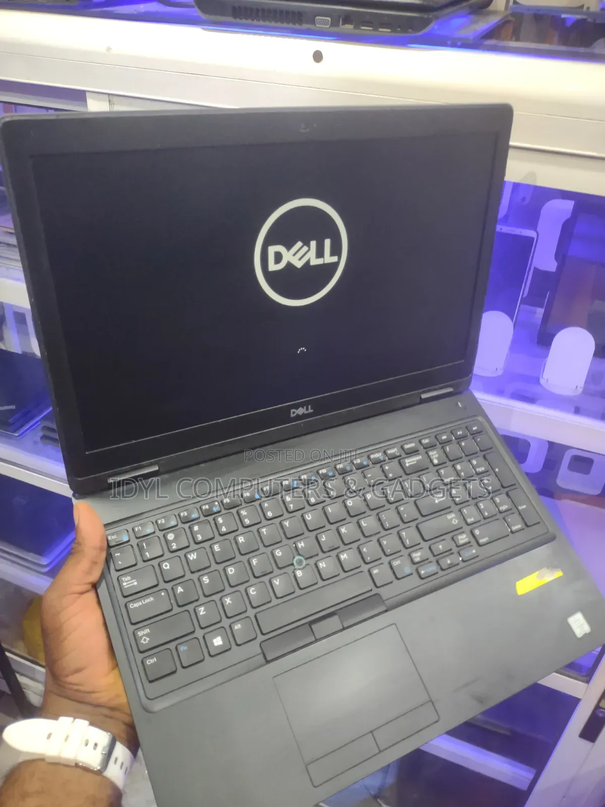 Laptop Dell Precision 3530 24GB Intel Core I5 SSD 512GB