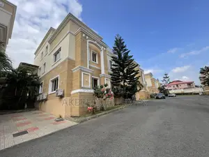 3bdrm Duplex in Maitama for rent