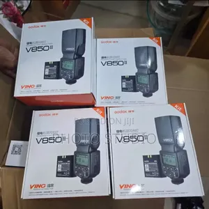 Godox V850ii Flash.