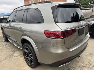 Mercedes-Benz GLS-Class 2023 Teal