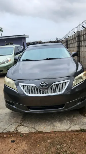 Photo - Toyota Camry XLE 4dr Sedan (2.4L 4cyl 5A) 2009 Gray