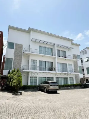 Furnished 3bdrm Apartment in Banana Island for sale