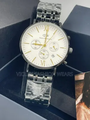 Photo - Daniel Wellington High Quality Men's Wrist Watch