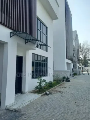 Furnished 5bdrm House in Banana Island for rent