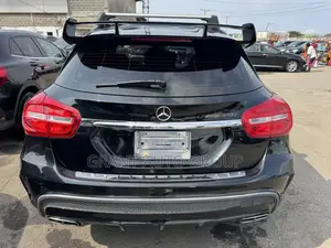 Mercedes-Benz GLA-Class 2015 Black