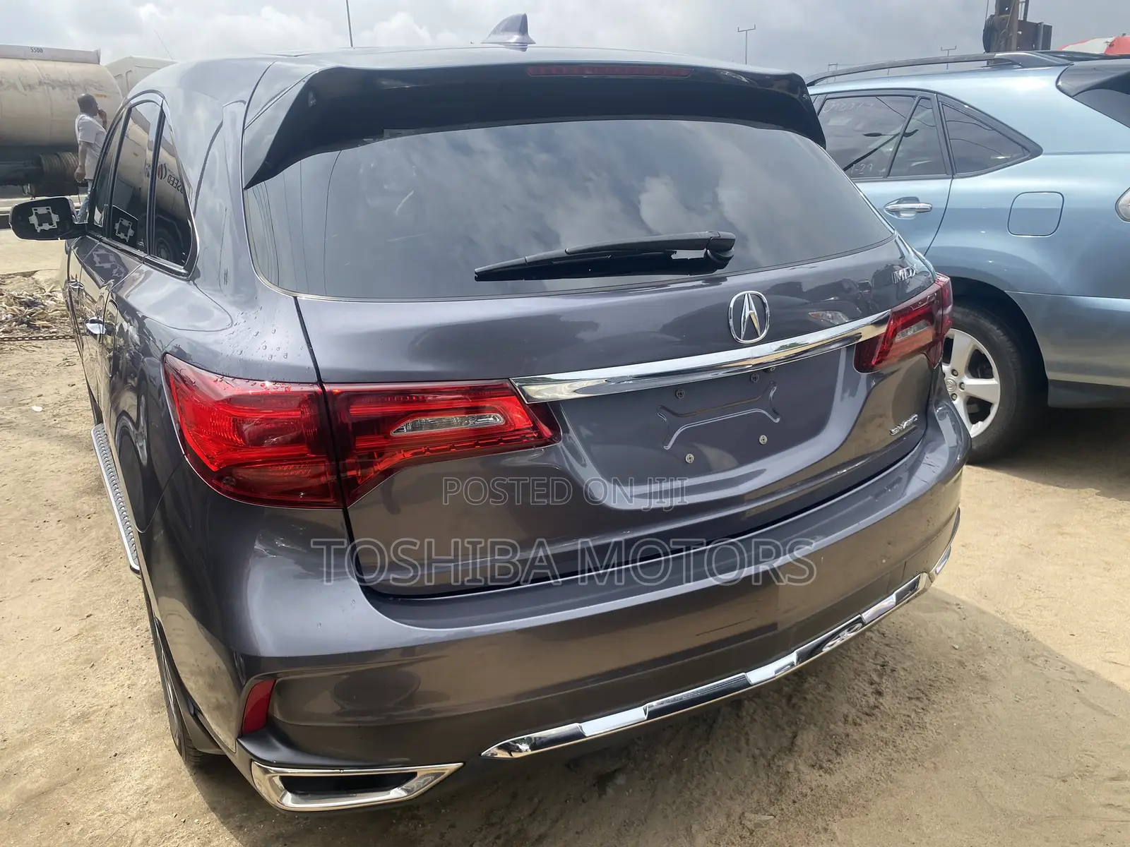 Acura MDX w/Technology & Ent. Pkgs FWD 2018 Silver
