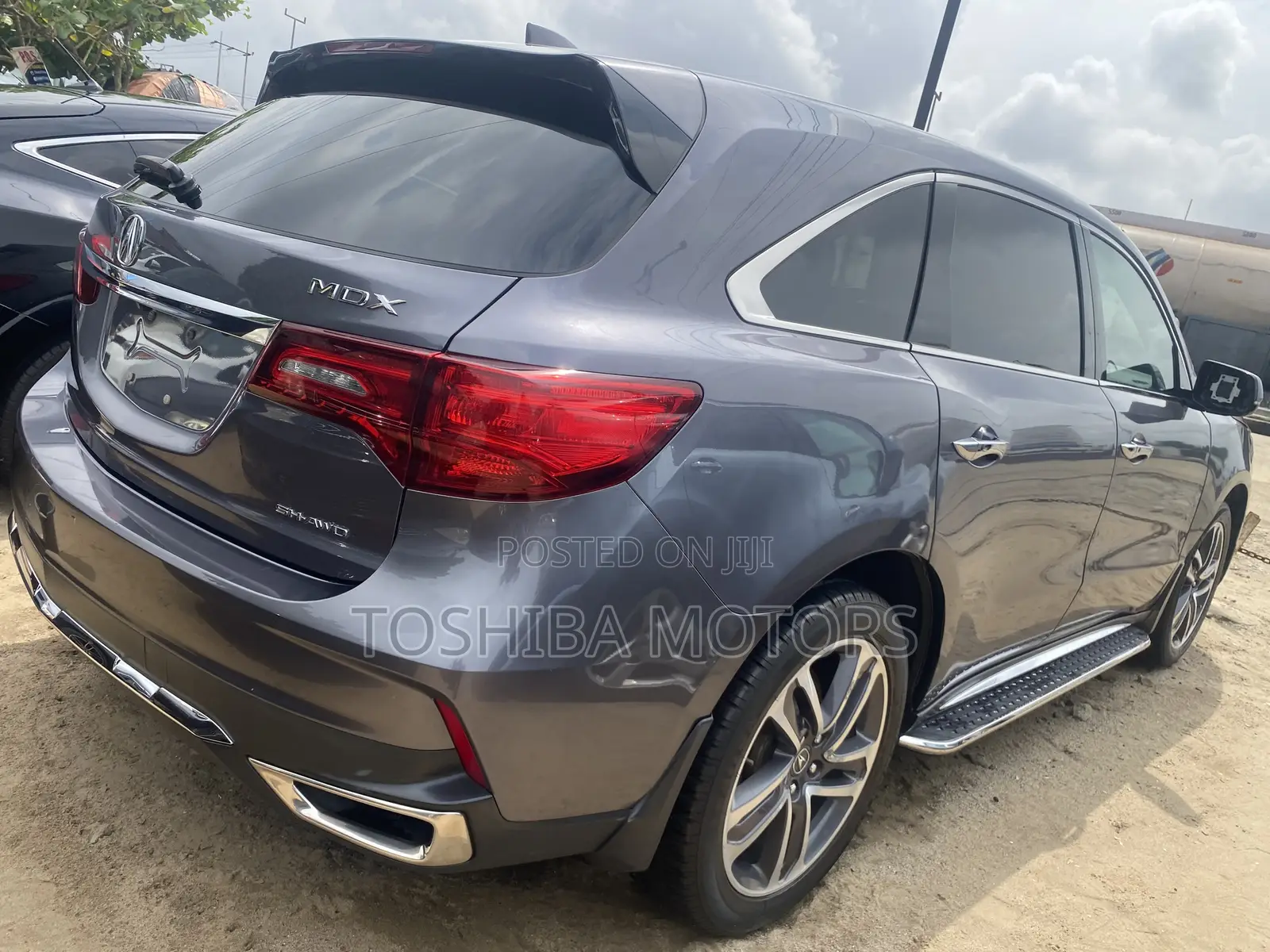 Acura MDX w/Technology & Ent. Pkgs FWD 2018 Silver