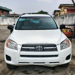 Toyota RAV4 2012 White