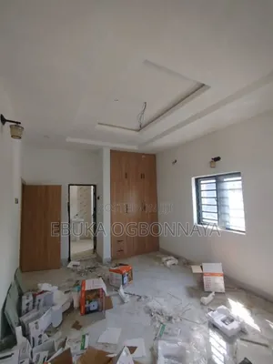 3bdrm Block of Flats in Cedarwood Estate,, Obio-Akpor for rent