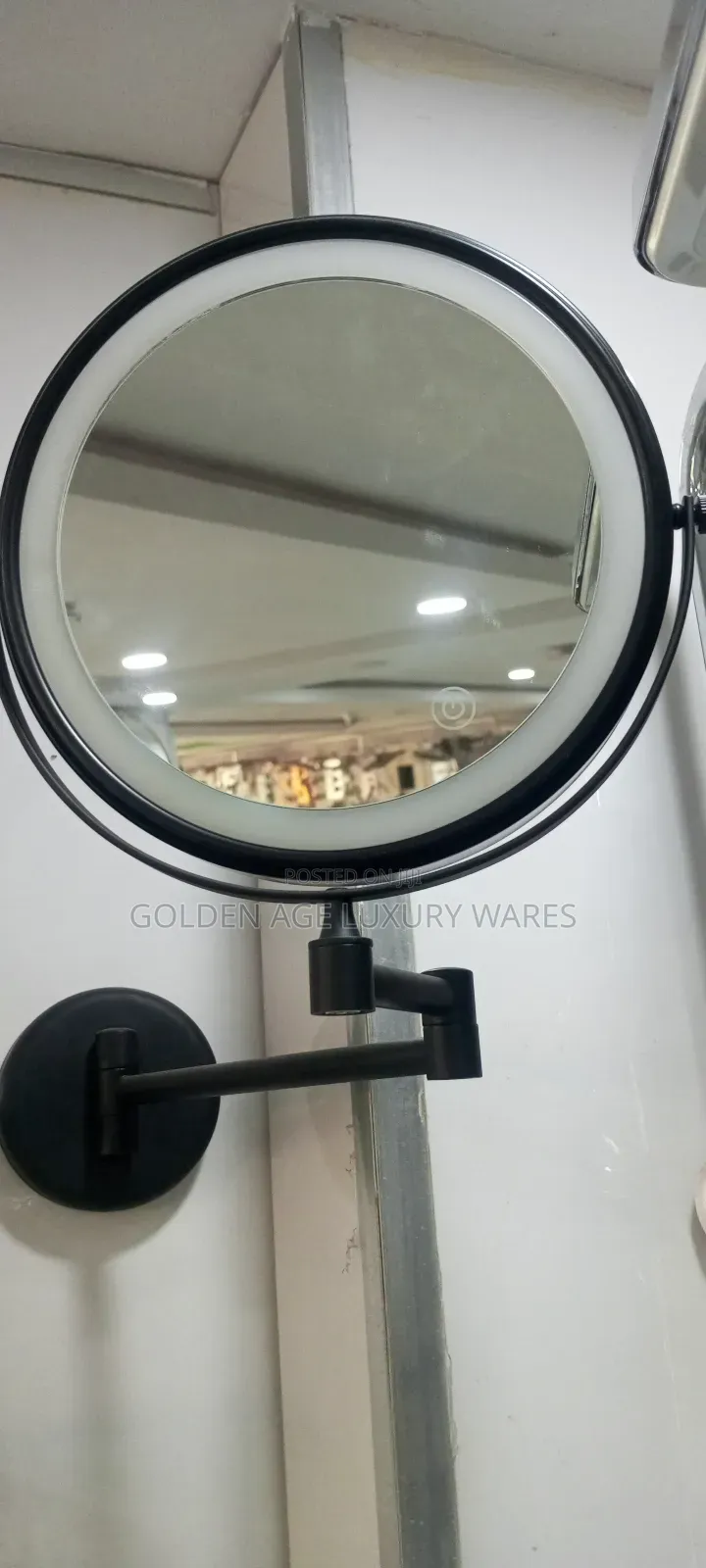 Black Magnifying Mirror With Light
