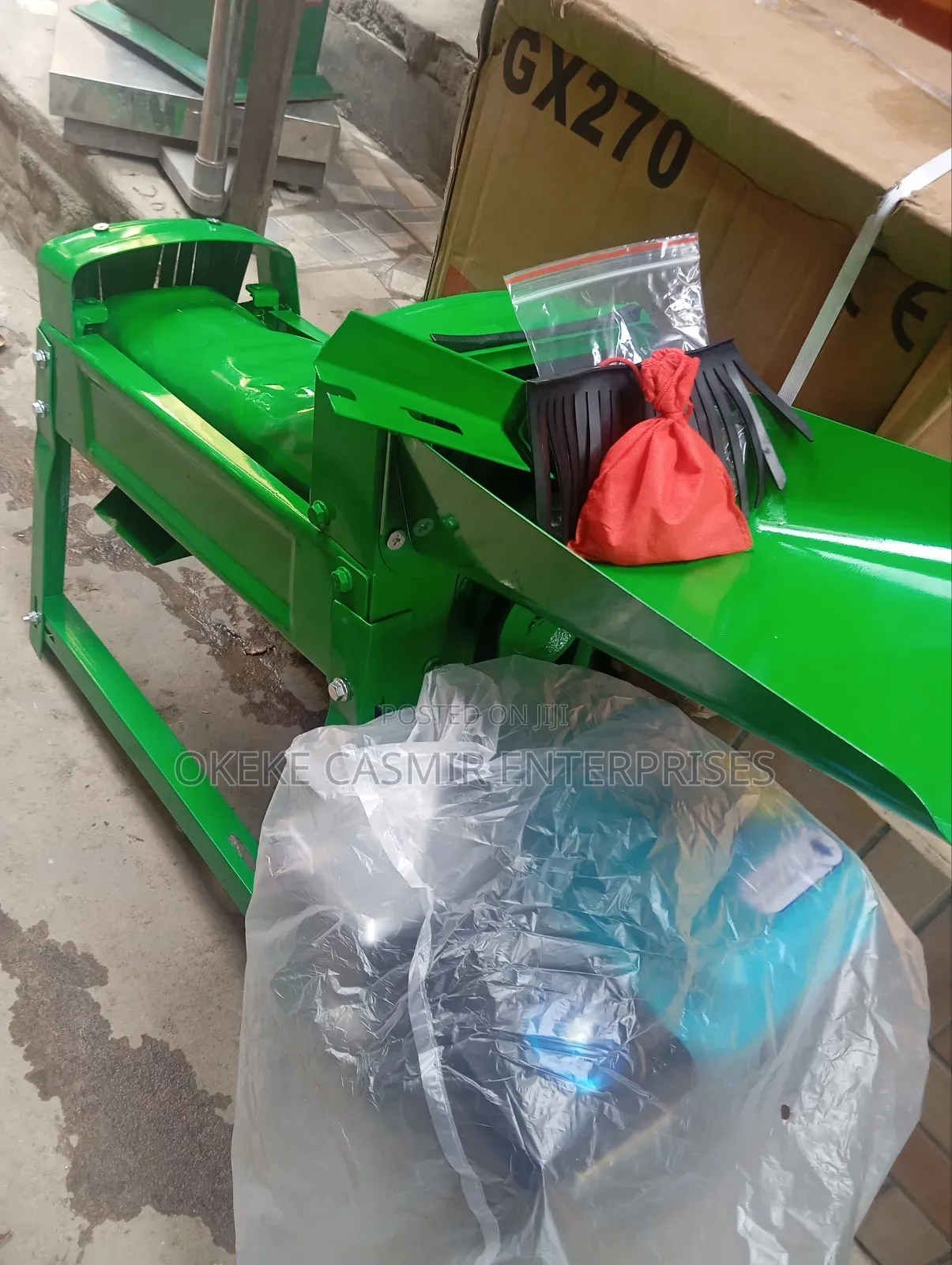 Corn Thretcher Machine