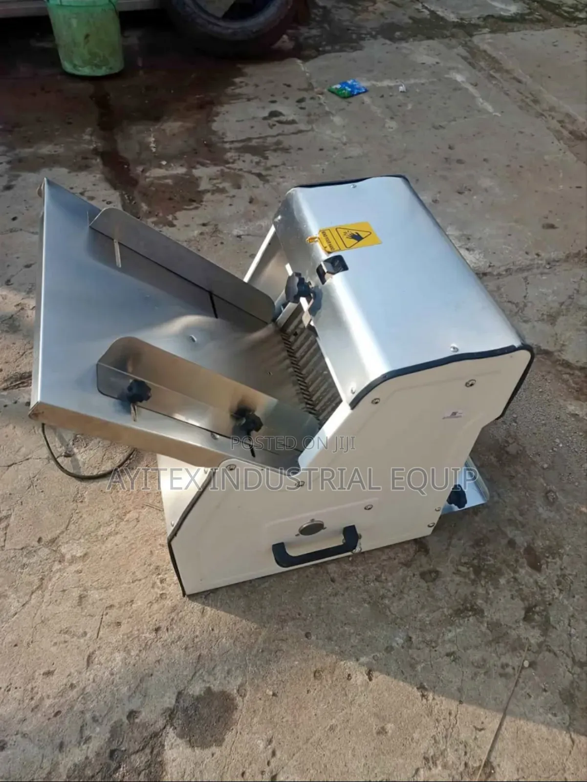 Bread Slicer Machine