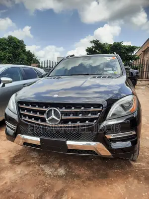 Photo - Mercedes-Benz M Class ML350 4MATIC 4dr SUV AWD (3.5L 6cyl 7A) 2014