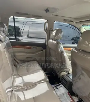 Lexus GX 470 Sport Utility 2006 White