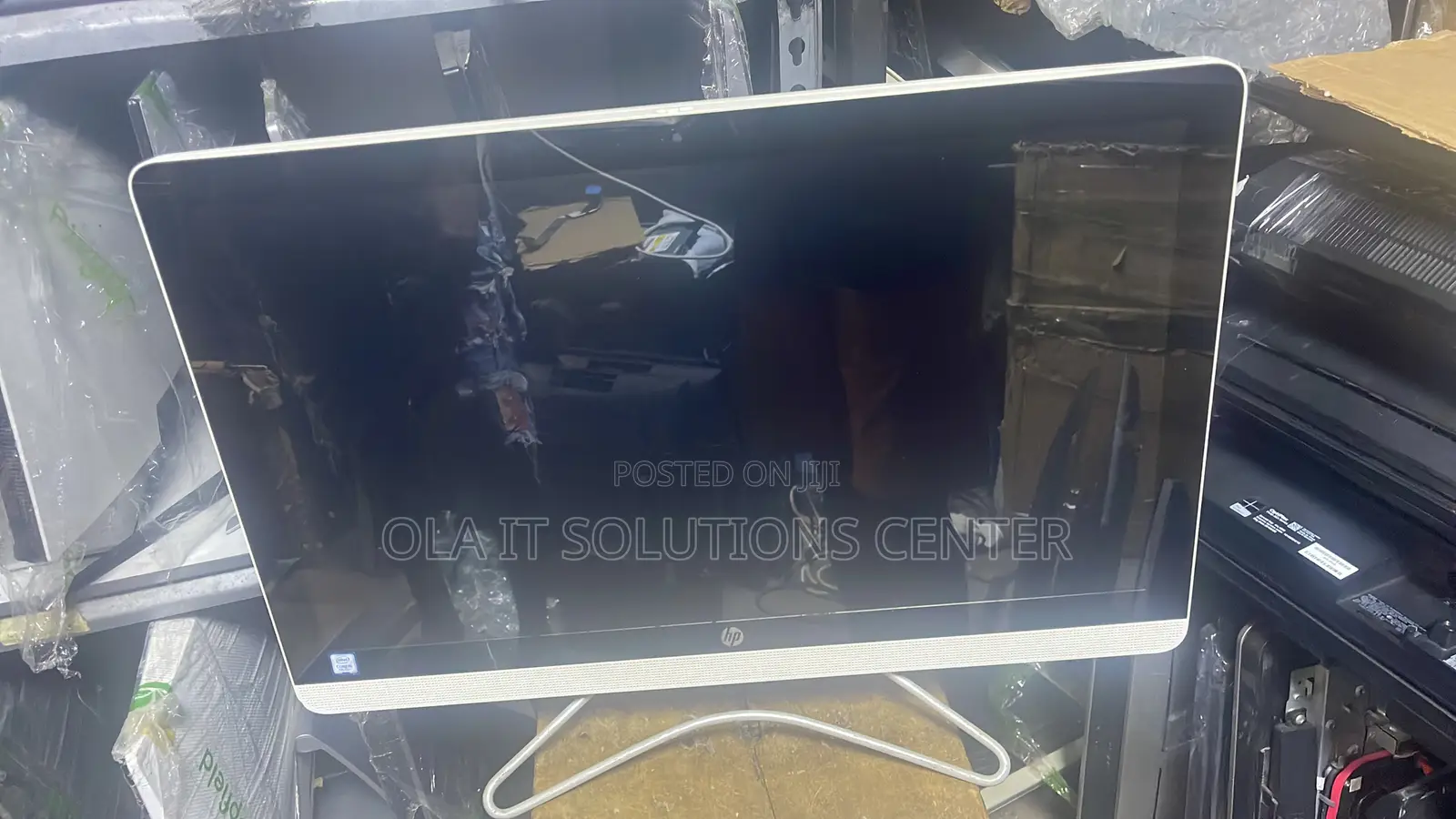Desktop Computer HP AiO 24 8GB Intel Core I5 SSD 256GB