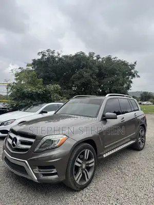 Mercedes-Benz GLK-Class 2015 Brown
