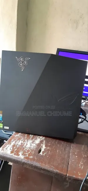 Desktop Computer Asus 16GB Intel Core i7 SSD 256GB
