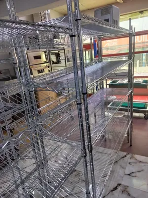 Display Store Shelves