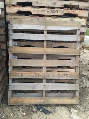 Cheap Affordable Wooden Pallets Factory Storage